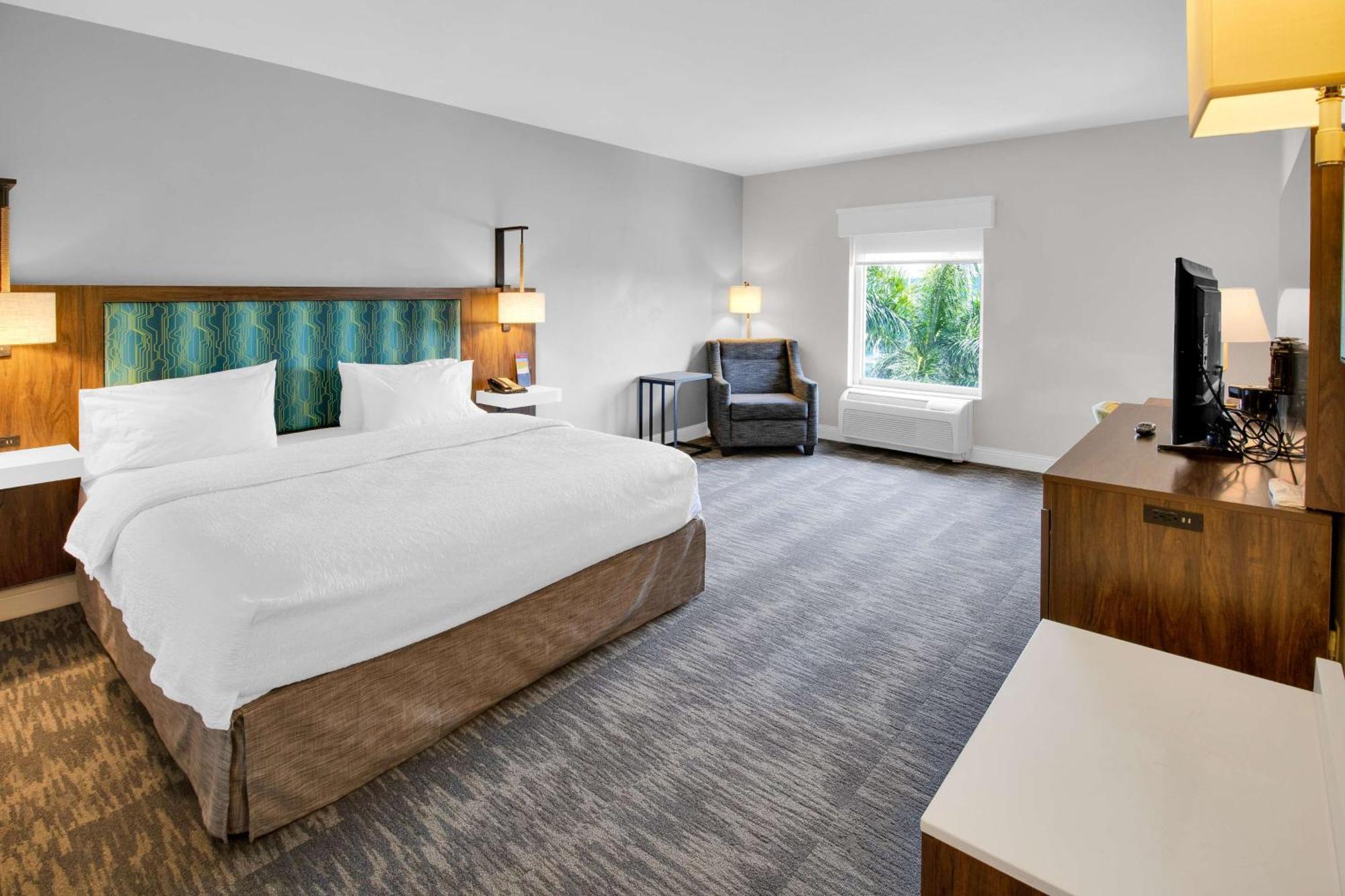 Hampton Inn & Suites Sarasota / Bradenton - Airport Eksteriør billede